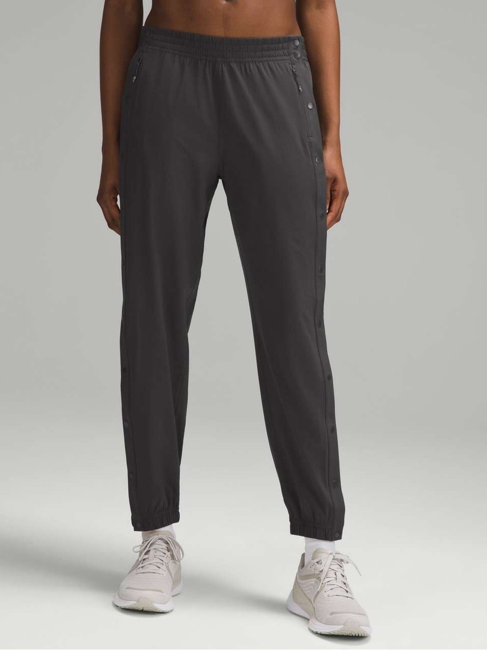 Lululemon Tear-Away Mid-Rise Track Pant
Graphite Grey Size 6